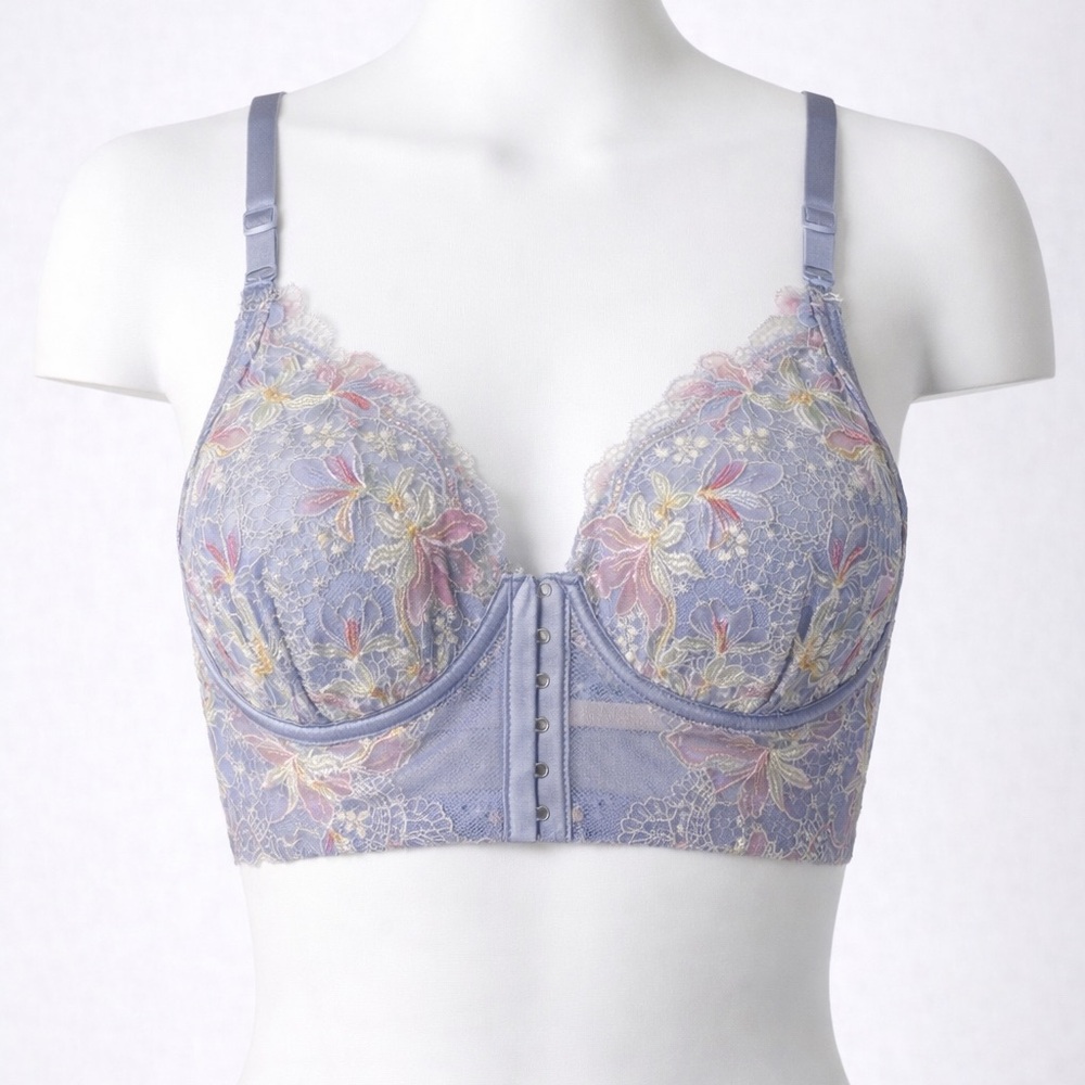 SOLD. Victoria's Secret Luxe Lingerie Lace Bra Lavender and Peach